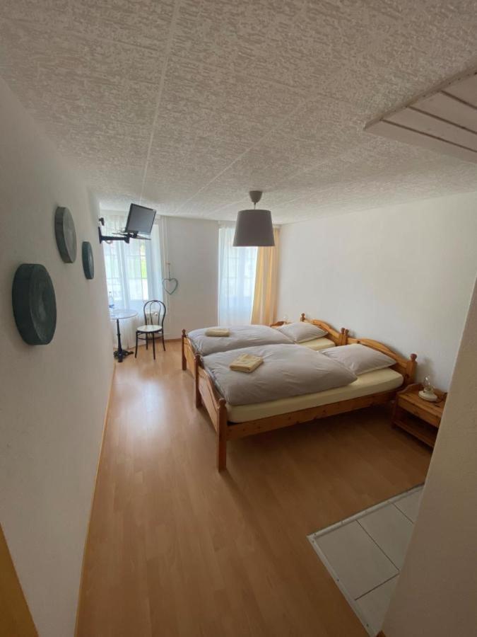Hotel-Restaurant Des 3 Coeurs Vaulion Dış mekan fotoğraf